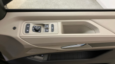 Volkswagen Multivan 2.0 TDI Life 5dr DSG Diesel Estate